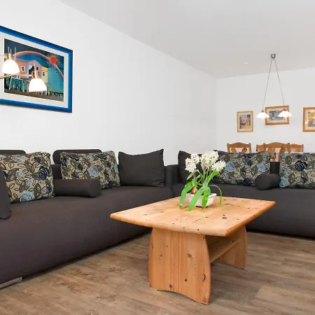 Residenz Am Yachthafen Meeresleuchten * Kirchdorf (Poel)